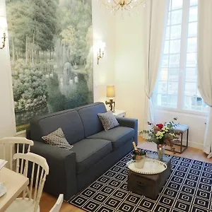 Appartement Louvre Opera Design Chicsuites