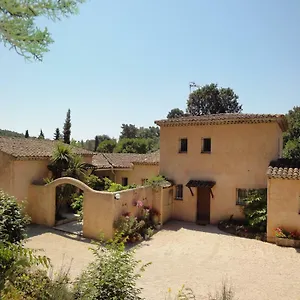  Hébergement de vacances Des Gardettes France